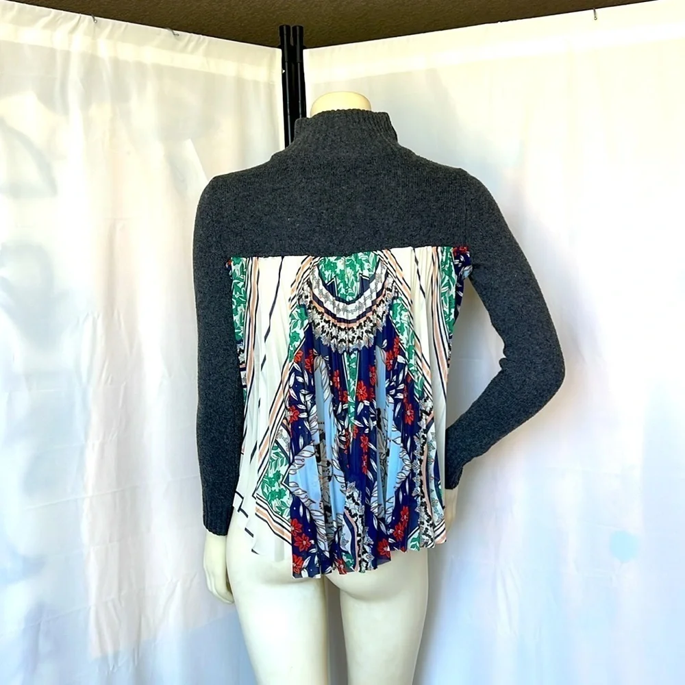 Moth by Anthropologie Turtleneck/Blouse Sweater